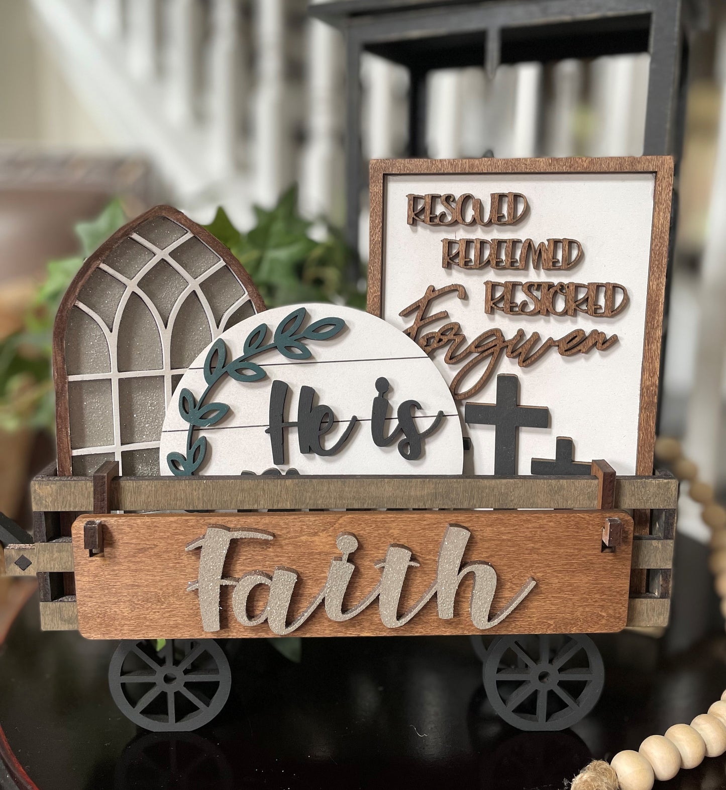 Faith Easter Interchangeable Set